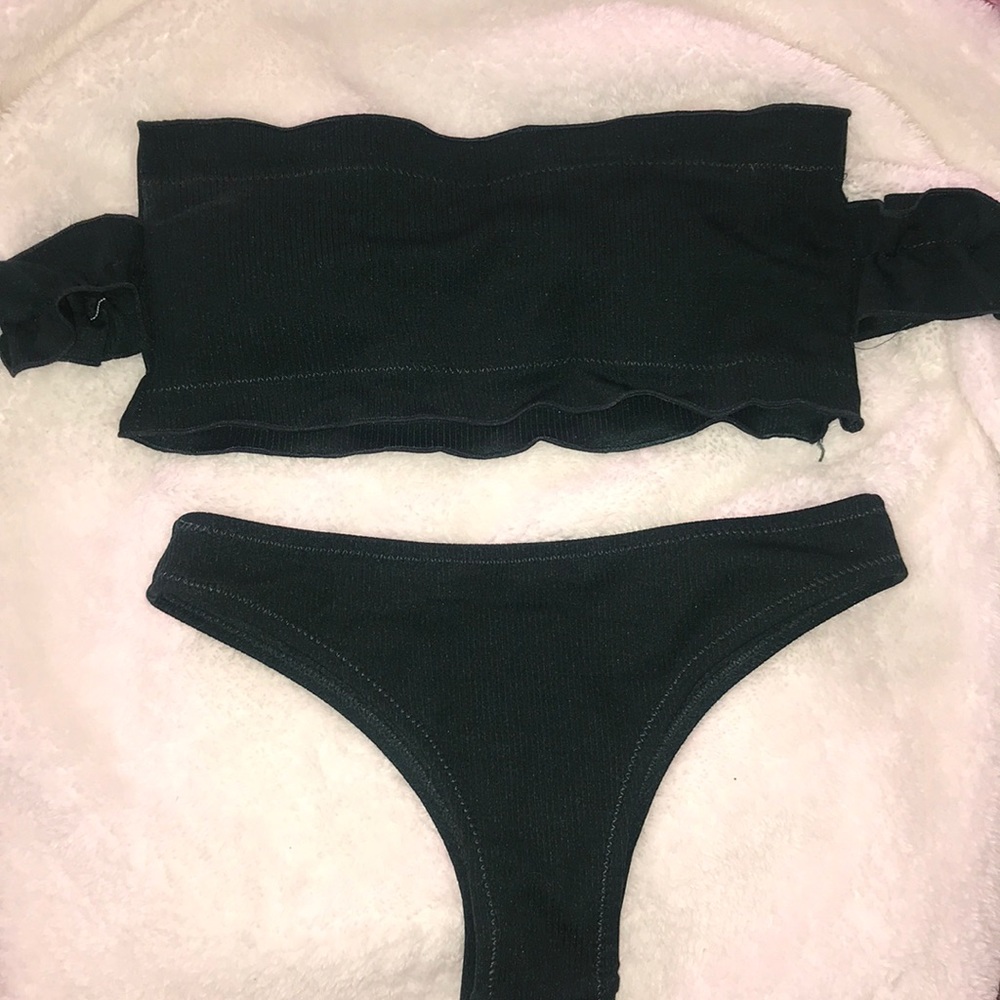 ZAFUL Off-Shoulder Bikini Set
